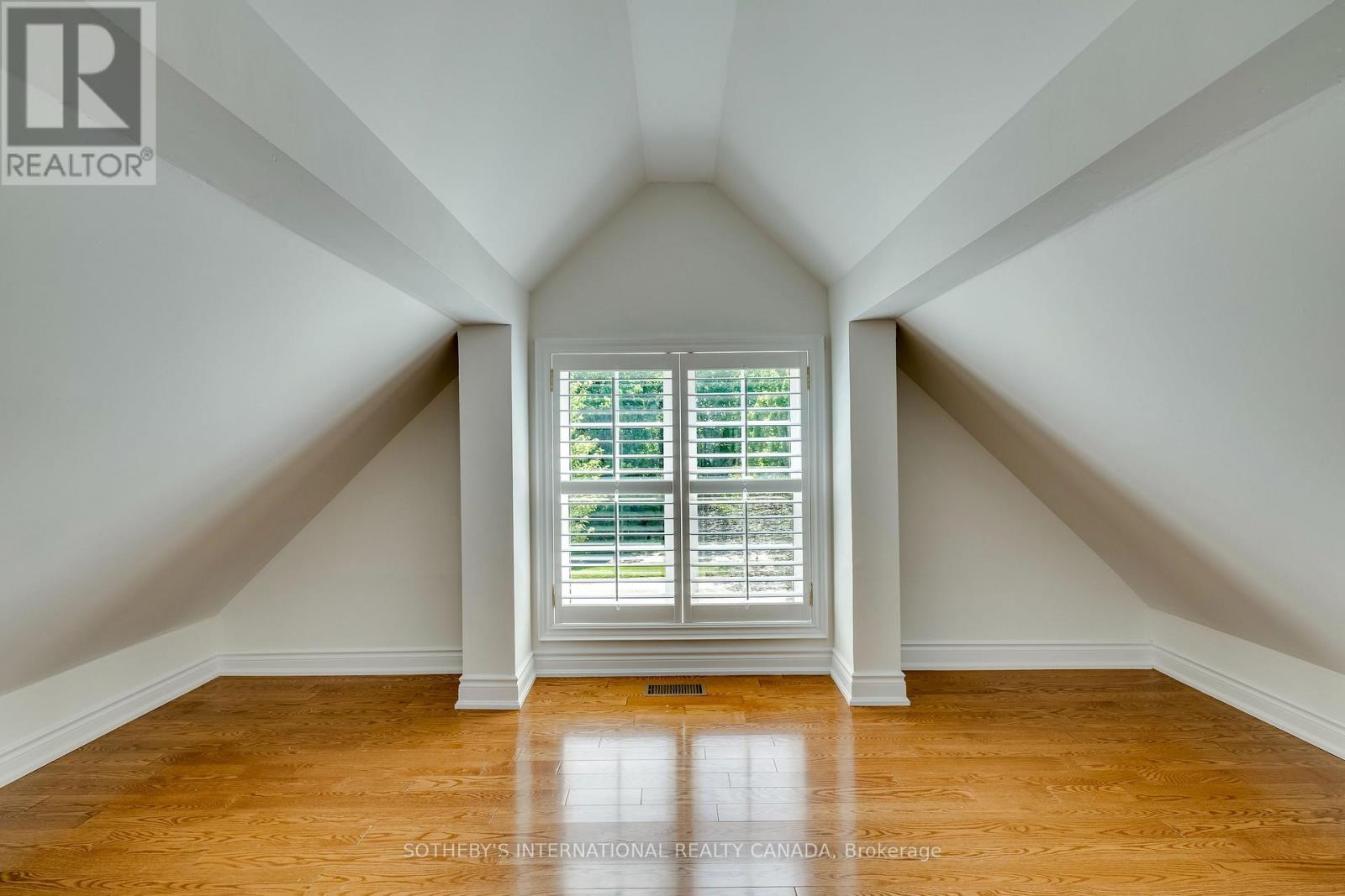549 Renshaw Court, Mississauga, Ontario  L5H 4L6 - Photo 33 - W13573538