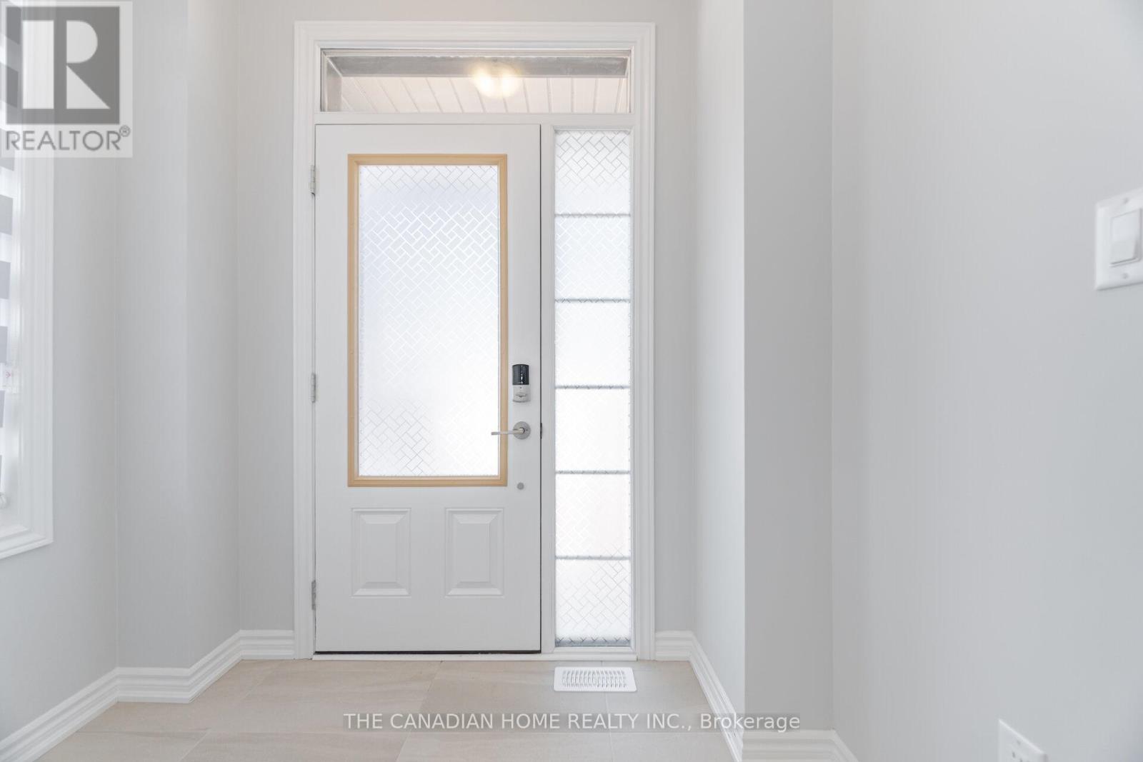 3072 Robert Lamb Boulevard, Oakville, Ontario  L6H 7H5 - Photo 4 - W13573552