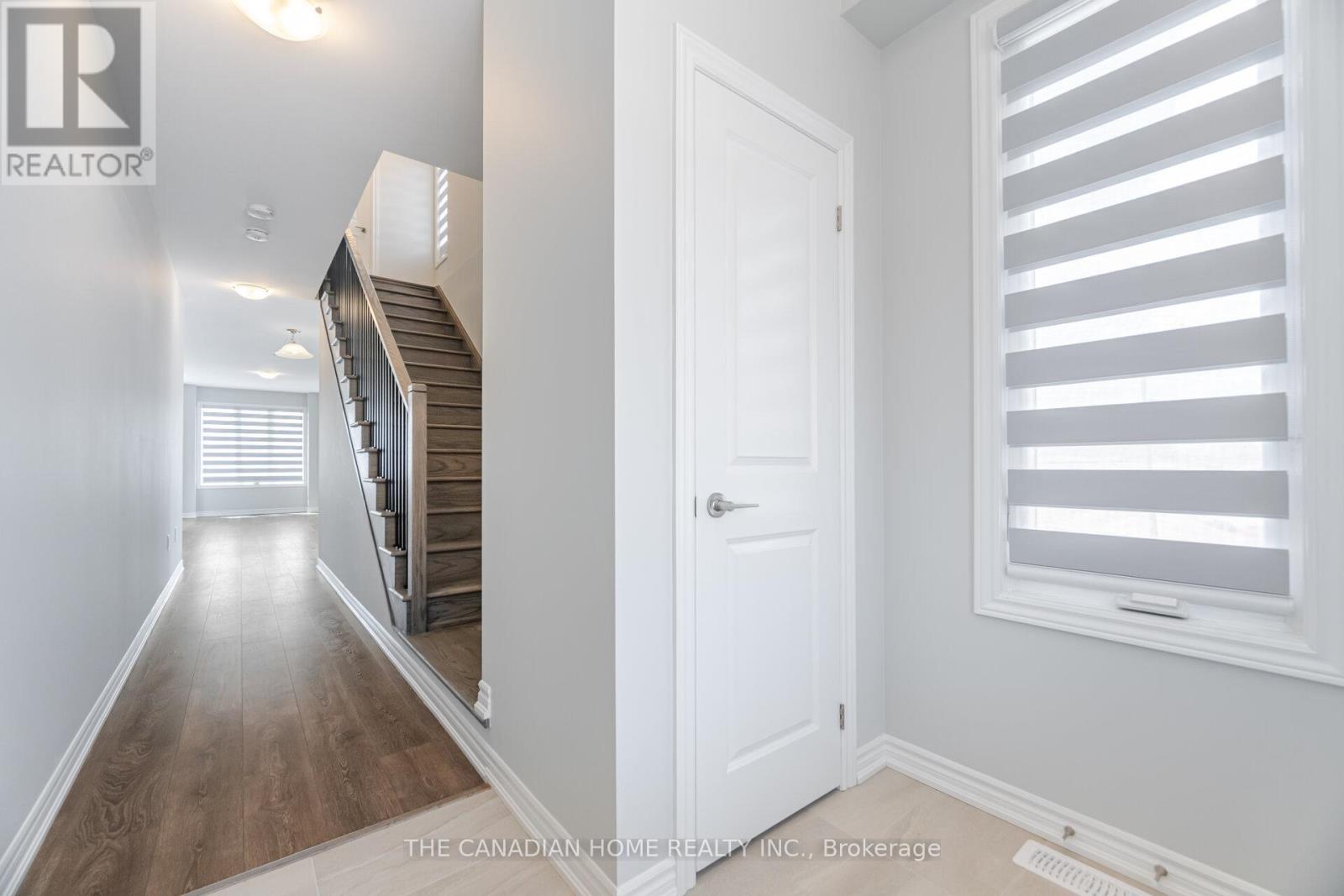 3072 Robert Lamb Boulevard, Oakville, Ontario  L6H 7H5 - Photo 5 - W13573552