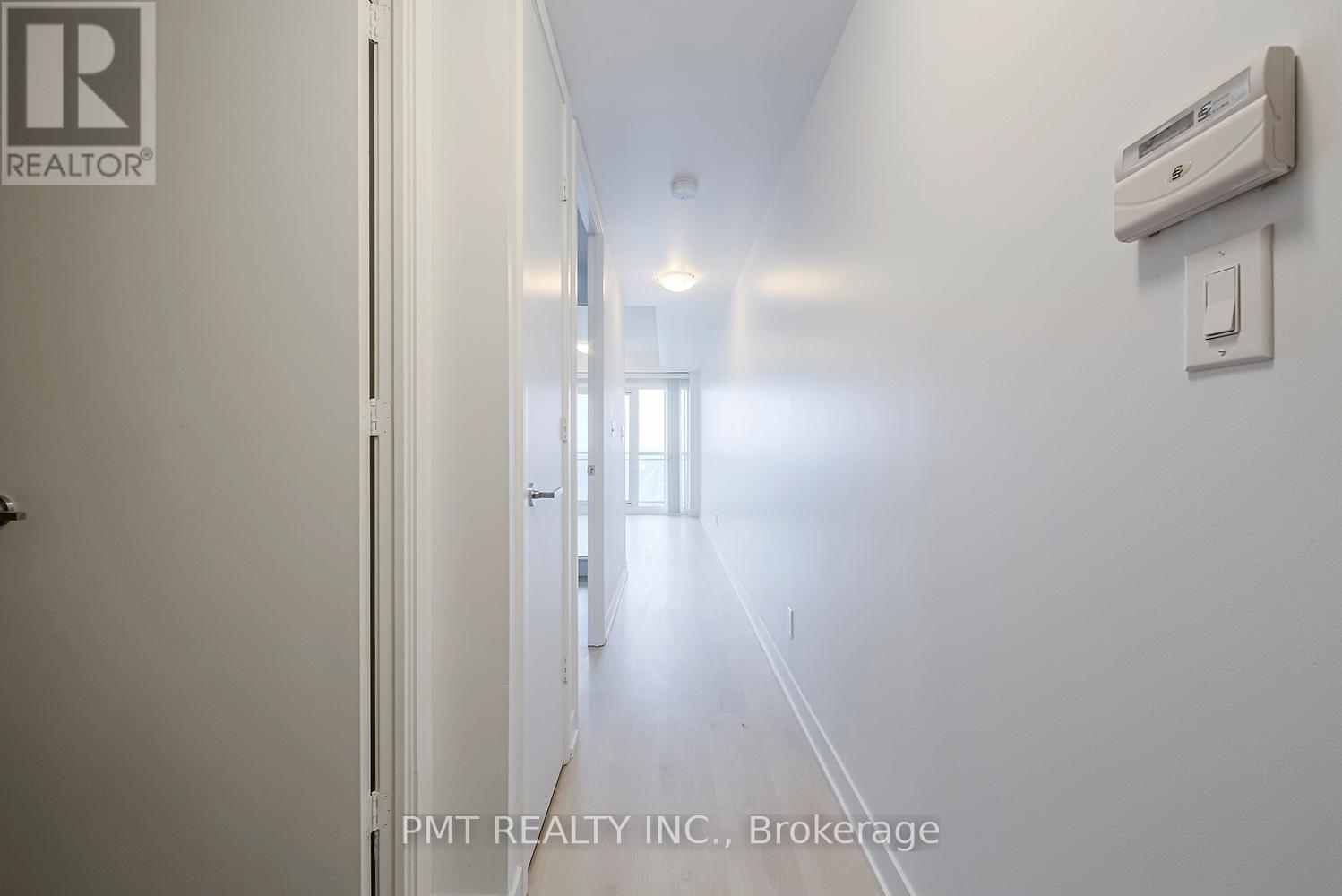 2722 - 165 Legion Road N, Toronto, Ontario  M8Y 0B3 - Photo 3 - W13573606
