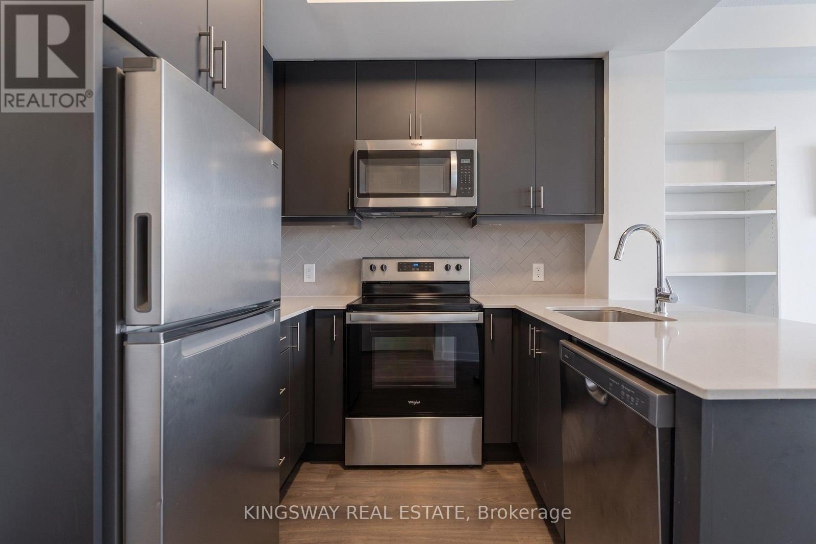 1410 - 3220 William Coltson Avenue, Oakville, Ontario  L6H 7X9 - Photo 18 - W13573730
