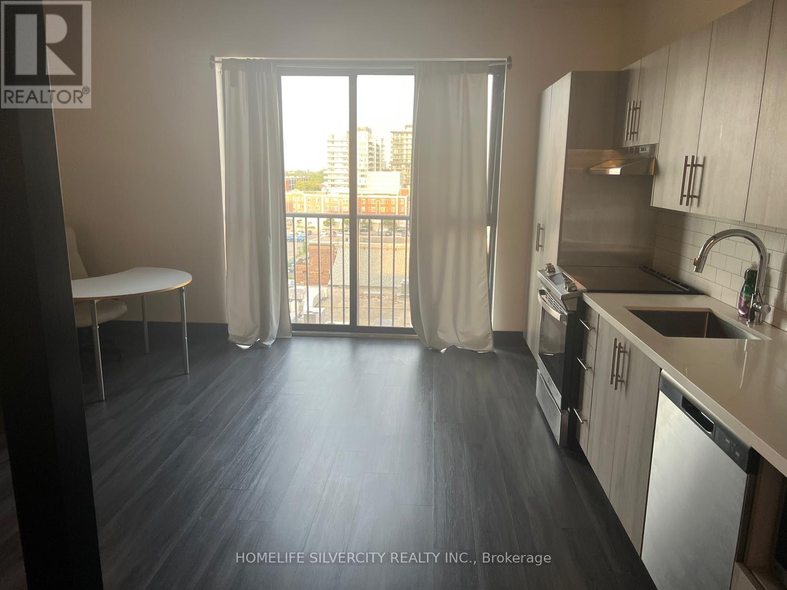 603 - 121 KING STREET