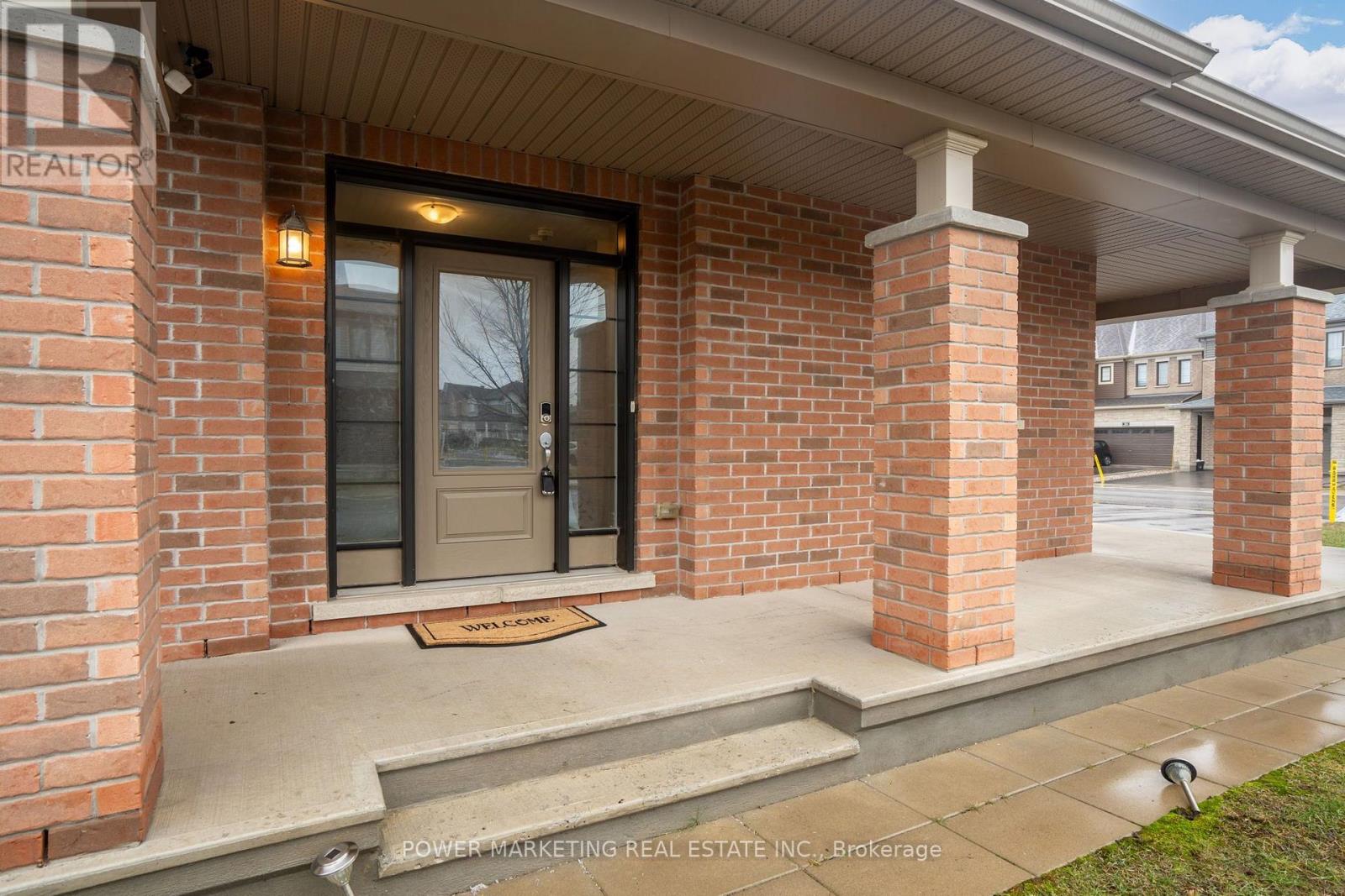 208 Alex Polowin Avenue, Ottawa, Ontario  K2J 6E8 - Photo 3 - X13573872