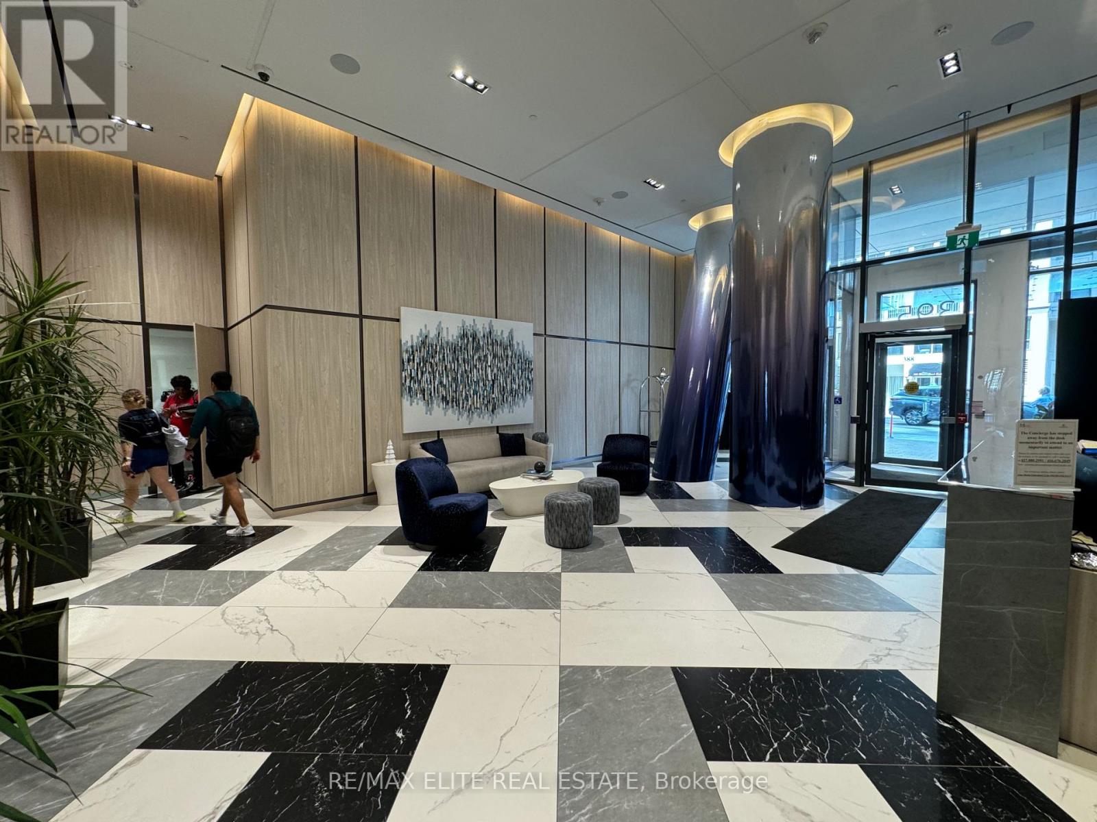 1811 - 395 Bloor Street E, Toronto, Ontario  M4W 0B4 - Photo 4 - C13573860