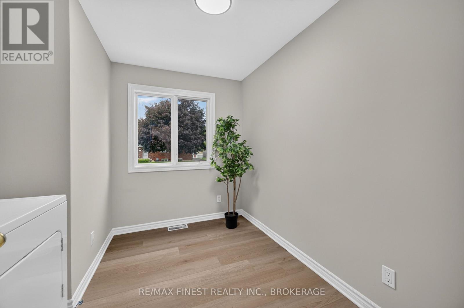 145 Elmwood Drive, Gananoque, Ontario  K7G 1P2 - Photo 15 - X13574082