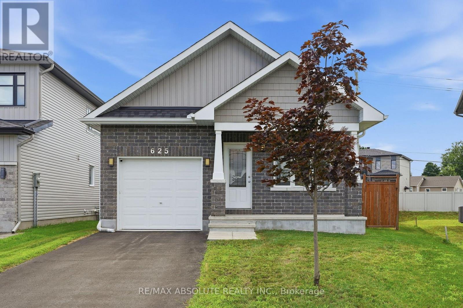625 ROBERT STREET, Clarence-Rockland