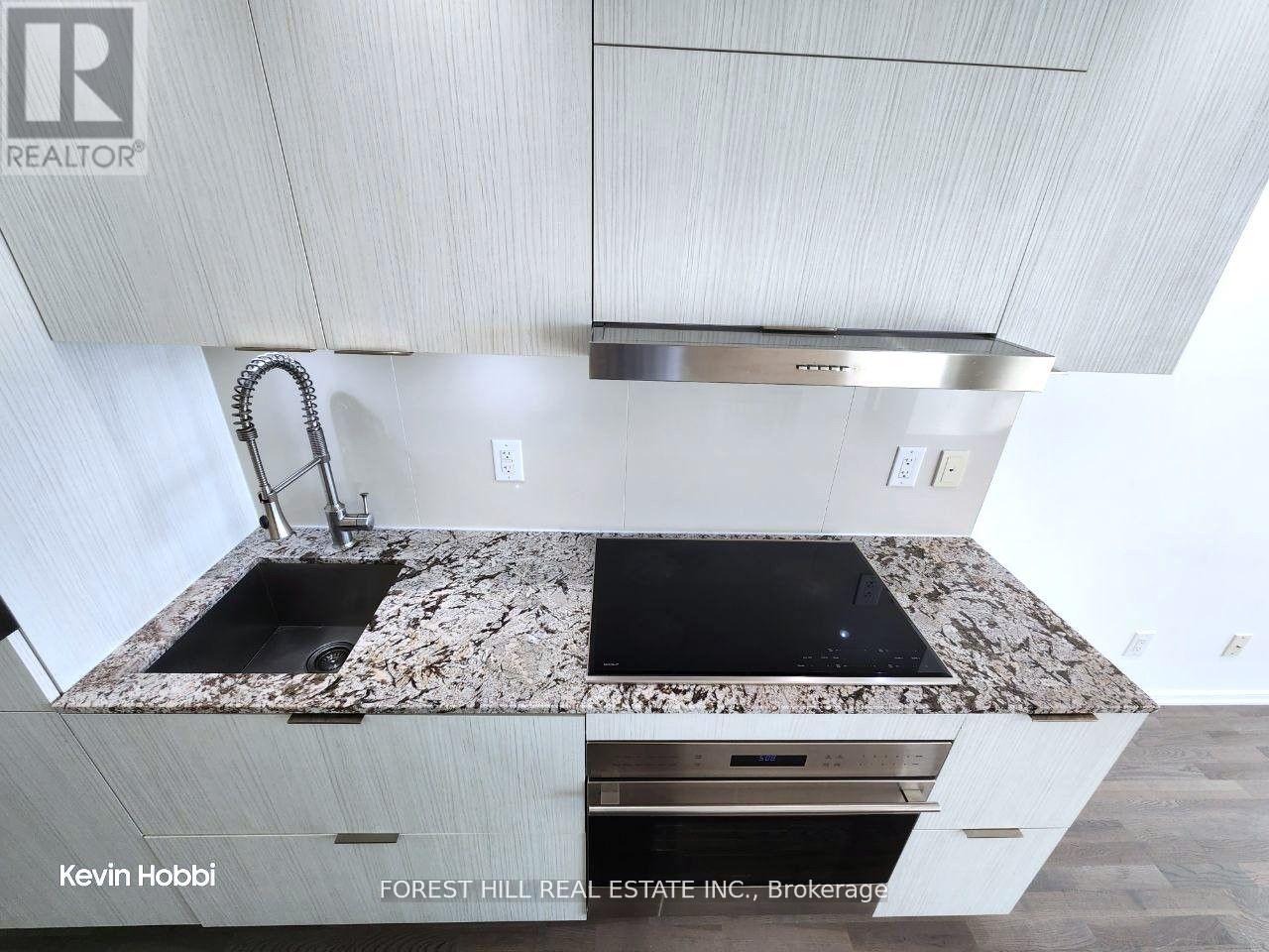 5210 - 1 Bloor Street E, Toronto, Ontario M4W 0A8 - Photo 11 - C13573960