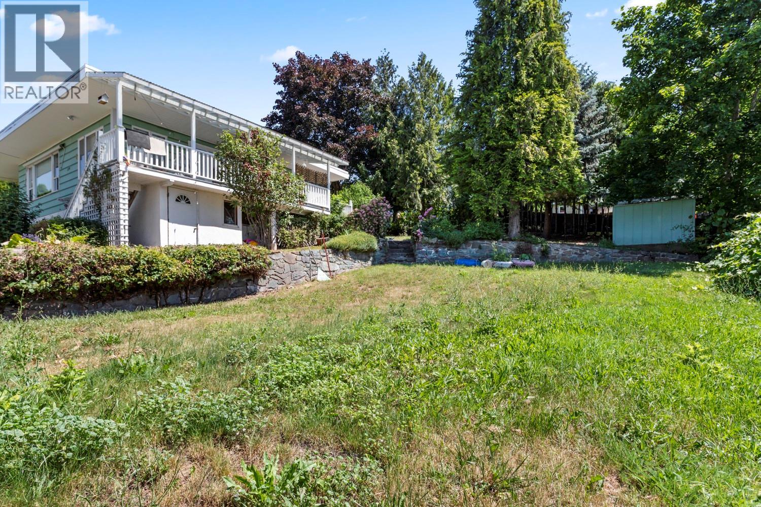 230 22 Avenue N, Creston, British Columbia  V0B 1G5 - Photo 16 - 10393403