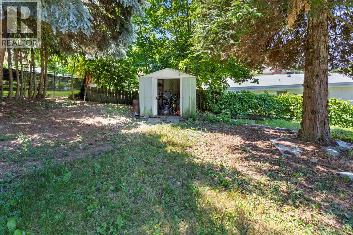 230 22 Avenue N, Creston, British Columbia  V0B 1G5 - Photo 21 - 10393403