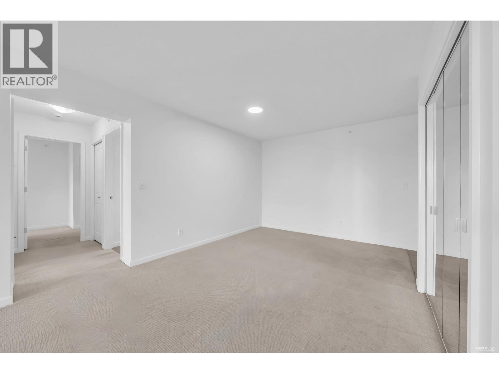 807 6611 Southoaks Crescent, Burnaby, British Columbia  V5E 4L5 - Photo 15 - R3145906