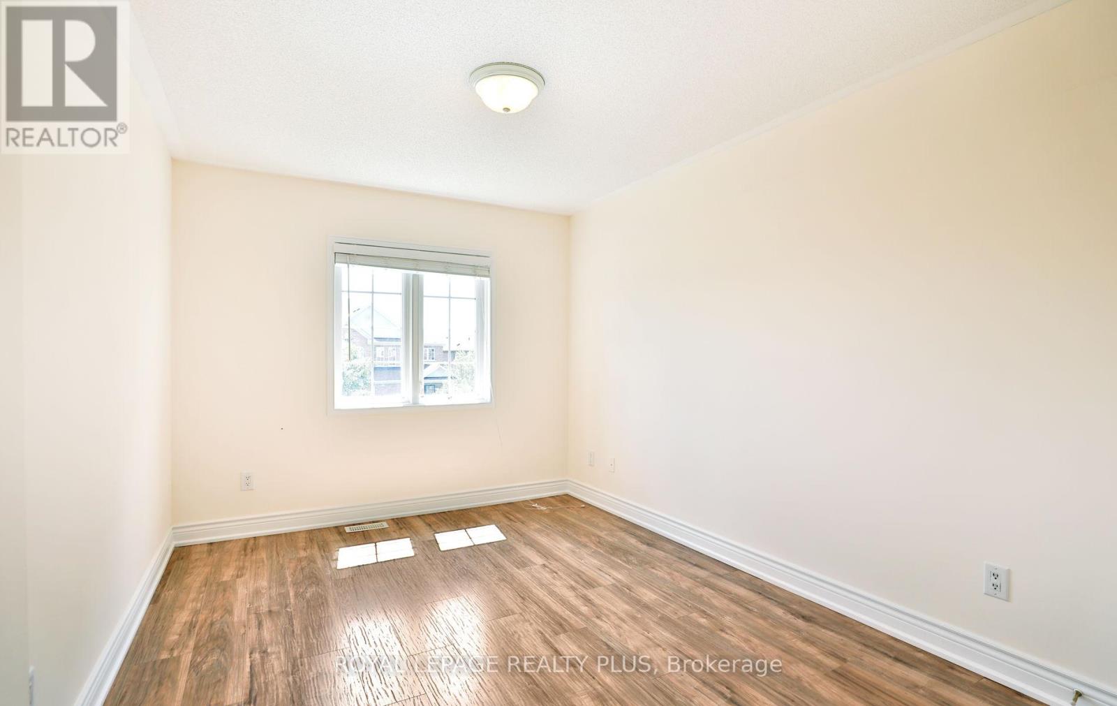 3877 Stardust Drive, Mississauga, Ontario L5M 7Z9 - Photo 22 - W13487678