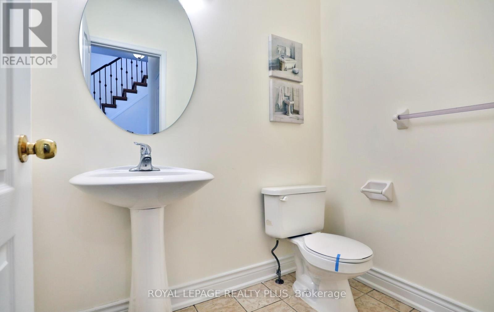 3877 Stardust Drive, Mississauga, Ontario L5M 7Z9 - Photo 16 - W13487678