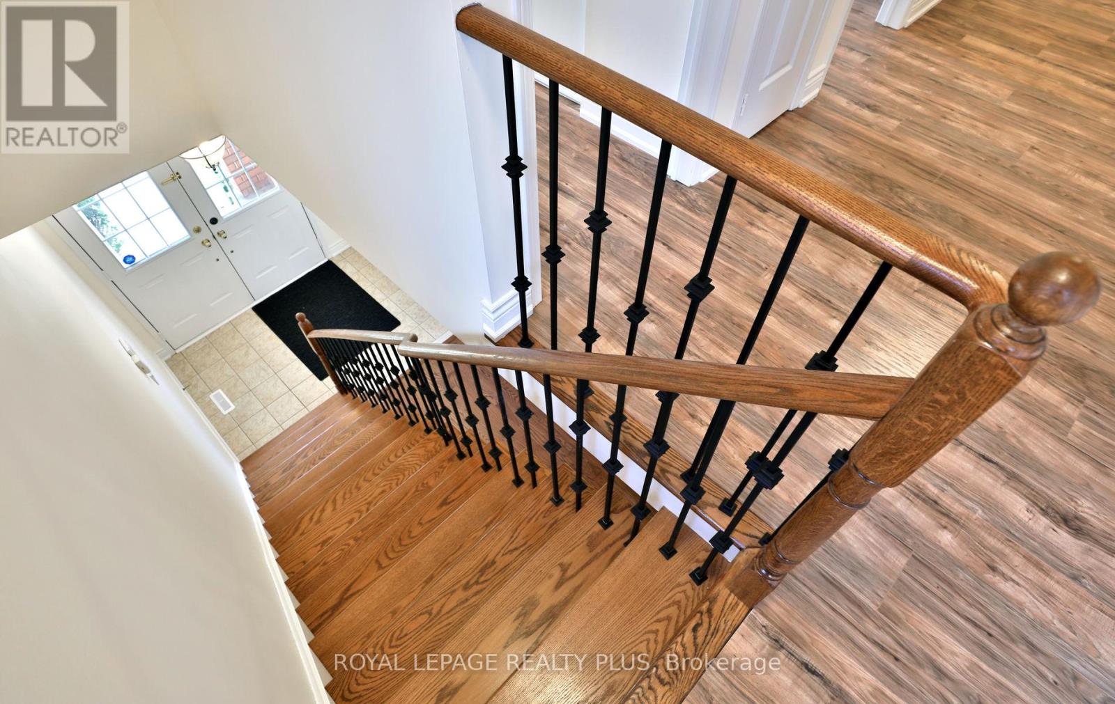 3877 Stardust Drive, Mississauga, Ontario L5M 7Z9 - Photo 28 - W13487678