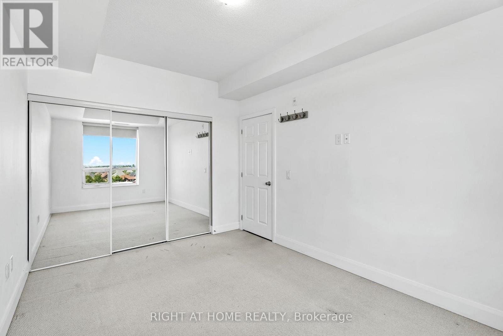 606 - 2470 Prince Michael Drive, Oakville, Ontario  L6H 0G9 - Photo 23 - W13573948