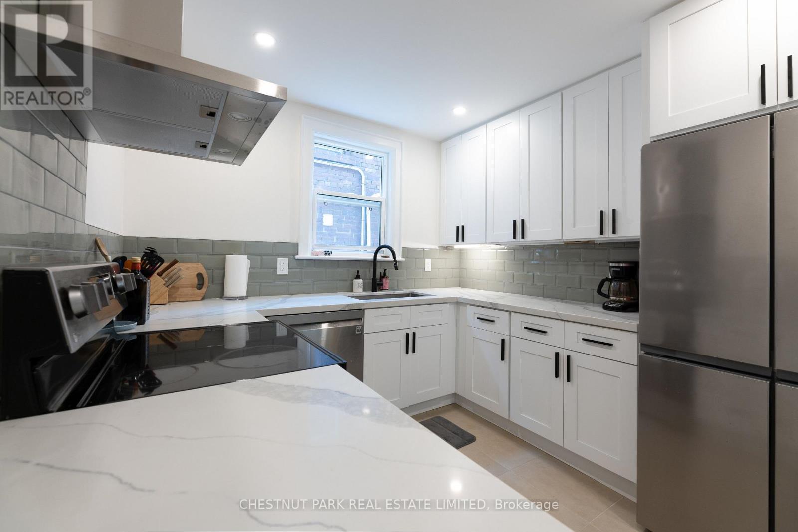 B - 49 Springmount Avenue, Toronto, Ontario  M6H 2Y5 - Photo 7 - W13574034