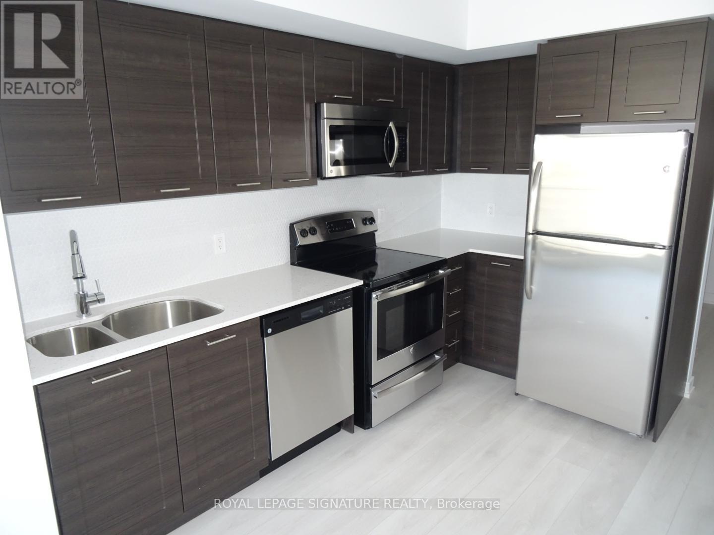 3203 - 2220 Lake Shore Boulevard W, Toronto, Ontario  M8Y 0C1 - Photo 13 - W13574044