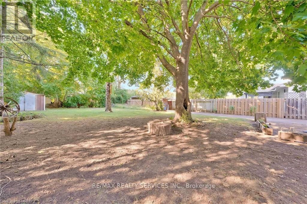 675 Inverness Avenue, Burlington, Ontario  L7T 3S9 - Photo 16 - W13574074