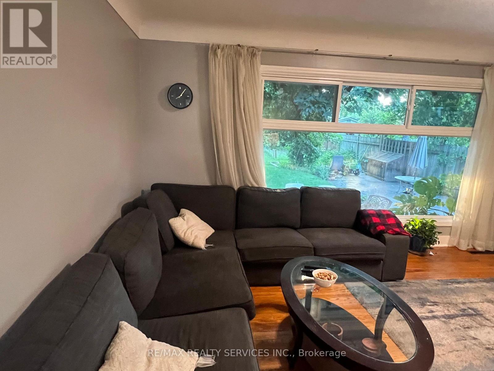 675 Inverness Avenue, Burlington, Ontario  L7T 3S9 - Photo 23 - W13574074