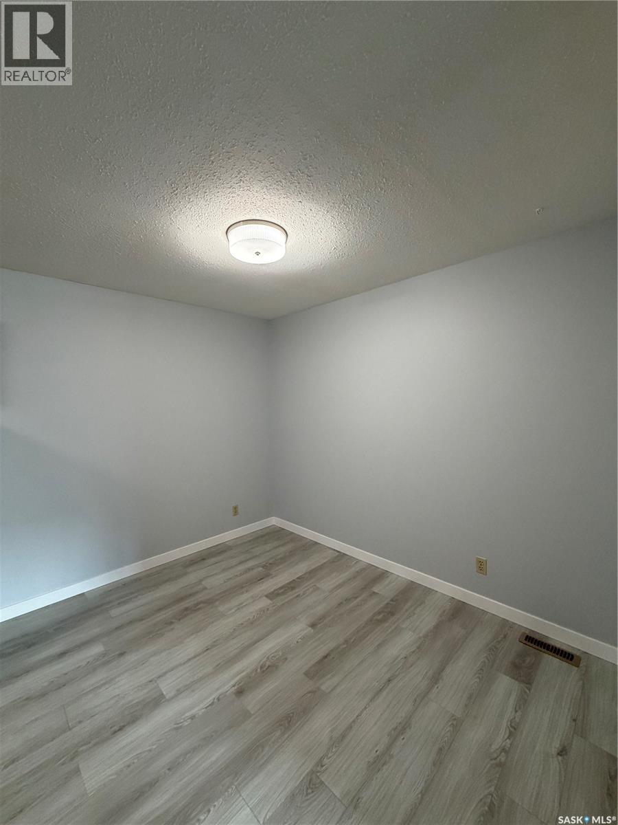 376 Cedar Meadow Drive, Regina, Saskatchewan  S4X 3J5 - Photo 11 - SK042811