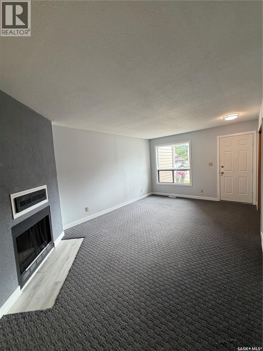 376 Cedar Meadow Drive, Regina, Saskatchewan  S4X 3J5 - Photo 6 - SK042811