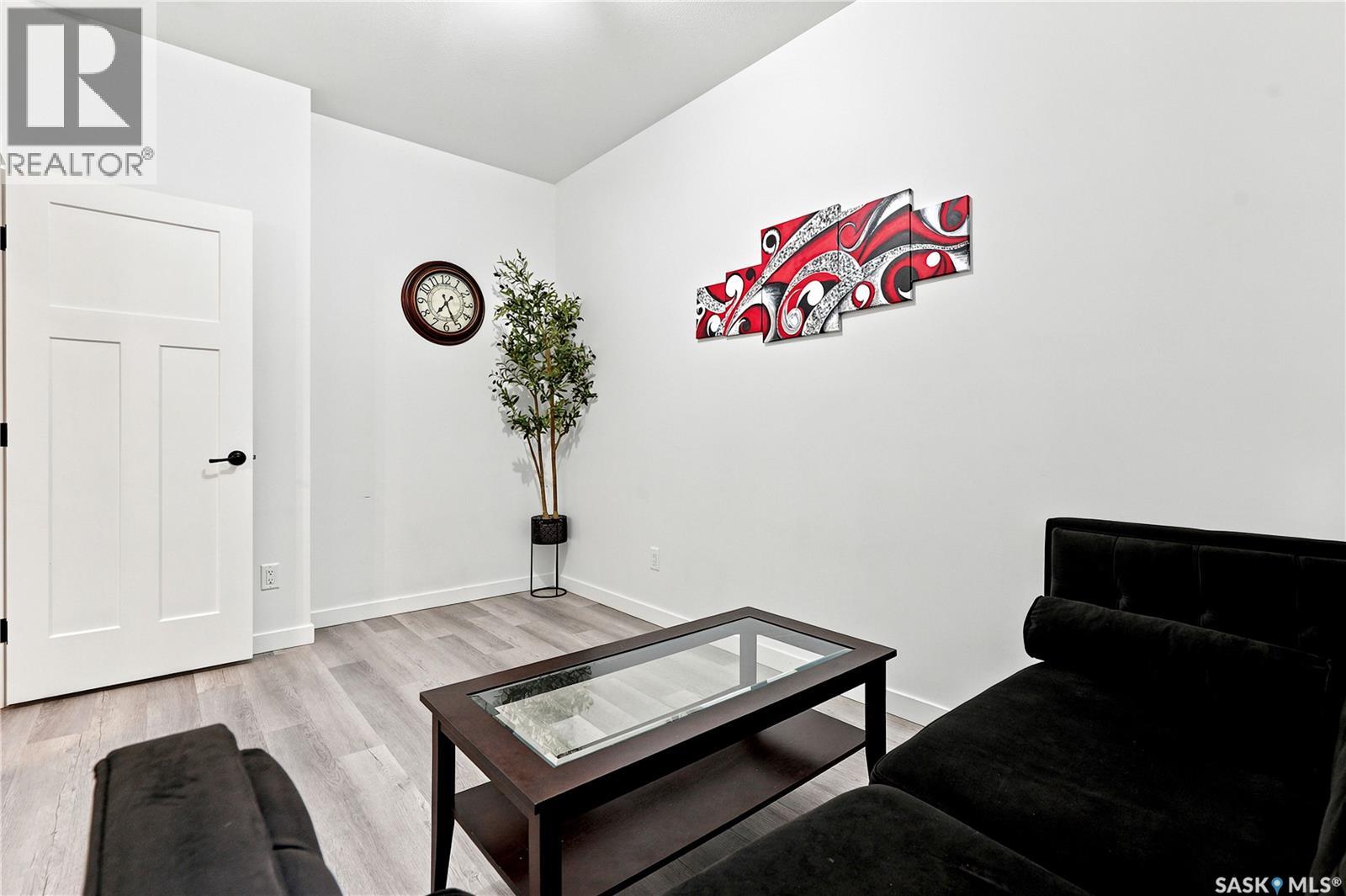 530 Taskamanwa Street, Saskatoon, Saskatchewan S7V 1P8 - Photo 6 - SK042772