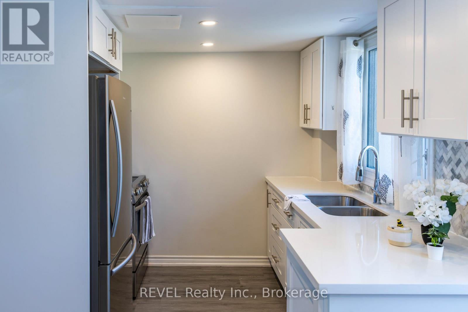 45 Parker Street, St. Catharines (Western Hill), Ontario  L2S 1C7 - Photo 14 - X13571114