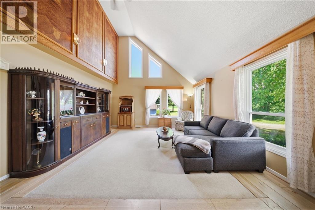 800 Tremaine Avenue S, Listowel, Ontario  N4W 3G9 - Photo 6 - 40833524