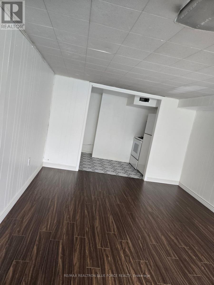 103 Santamonica Boulevard, Toronto, Ontario  M1L 4H3 - Photo 11 - E13574178