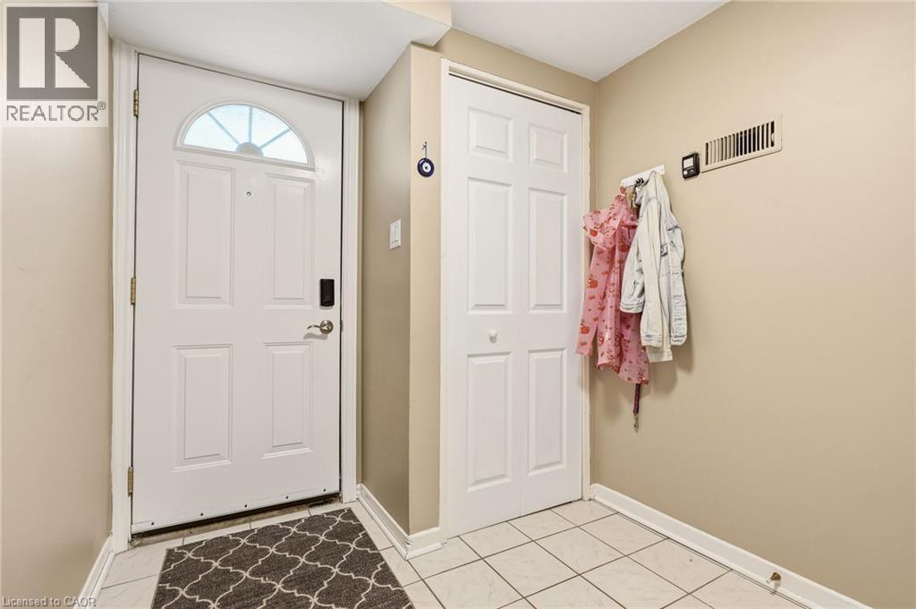 125 Bonaventure Drive Unit# 2, Hamilton, Ontario  L9C 5Y9 - Photo 6 - 40847954