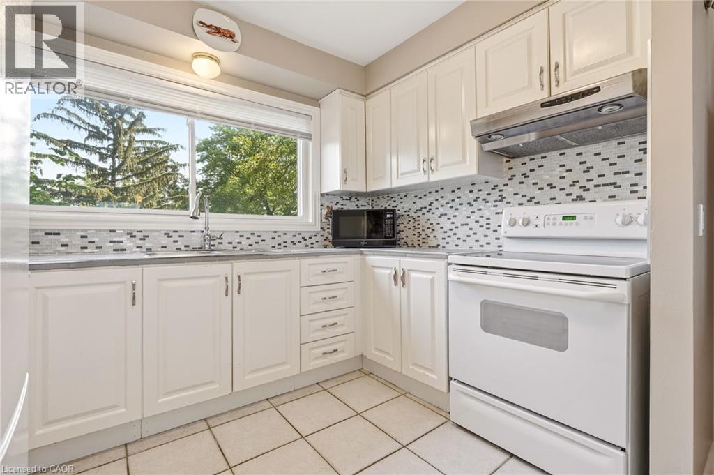 125 Bonaventure Drive Unit# 2, Hamilton, Ontario  L9C 5Y9 - Photo 22 - 40847954