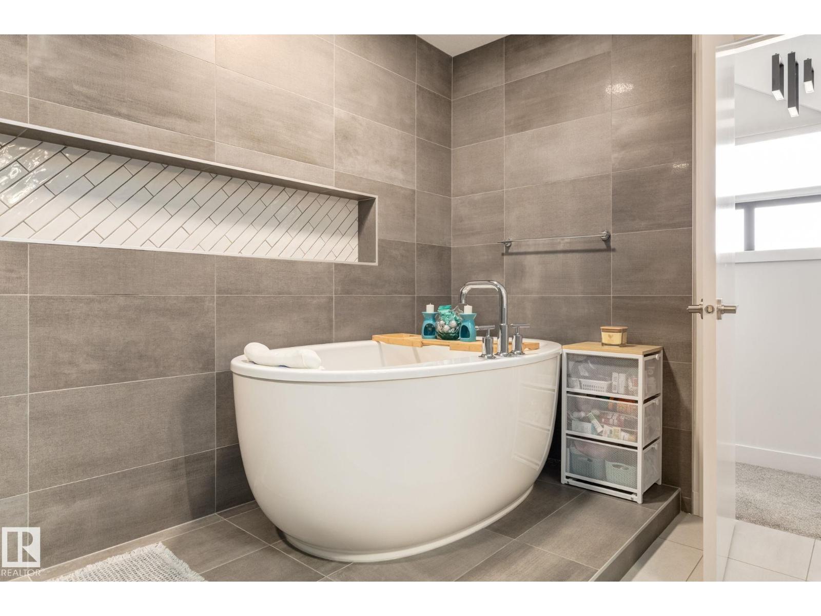 6805 Knox Lo SW, Edmonton, Alberta  T6W 4R3 - Photo 29 - E4498739