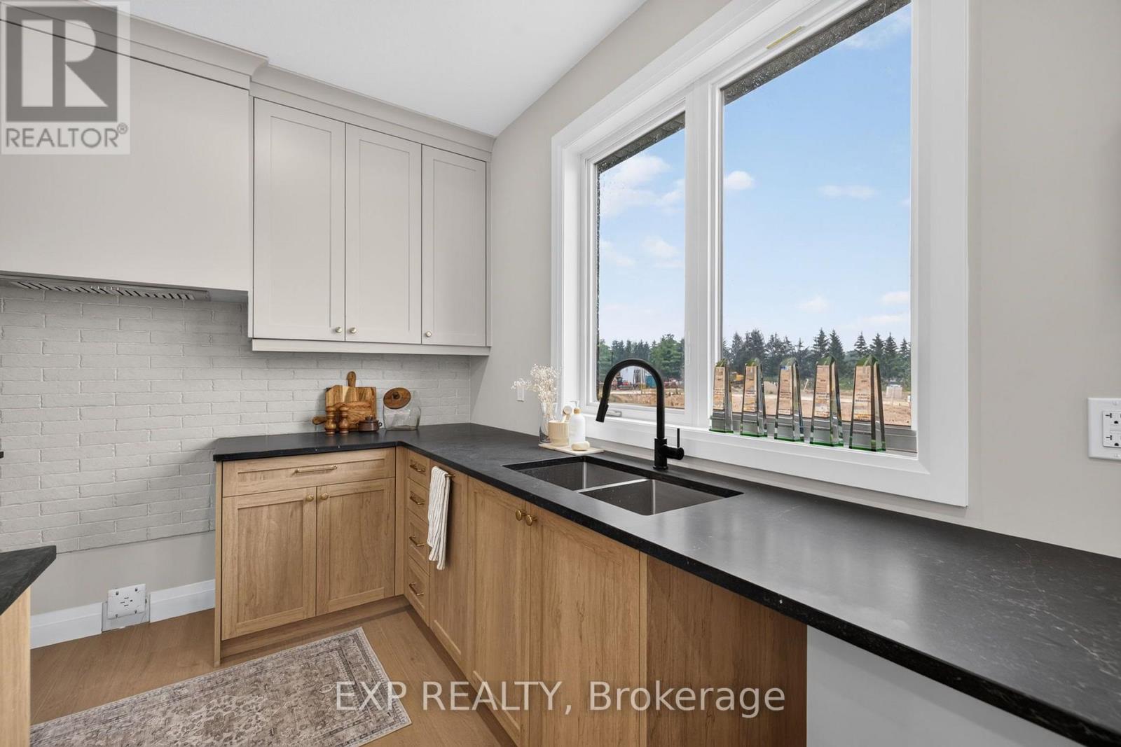 6 Sullivan Street, South Huron, Ontario  N0M 1T0 - Photo 19 - X13574220