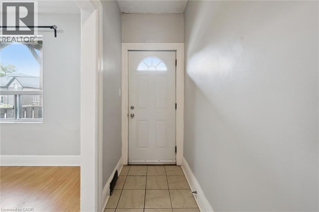 126 Wellington Street N, Kitchener, Ontario  N2H 5K1 - Photo 6 - 40845950