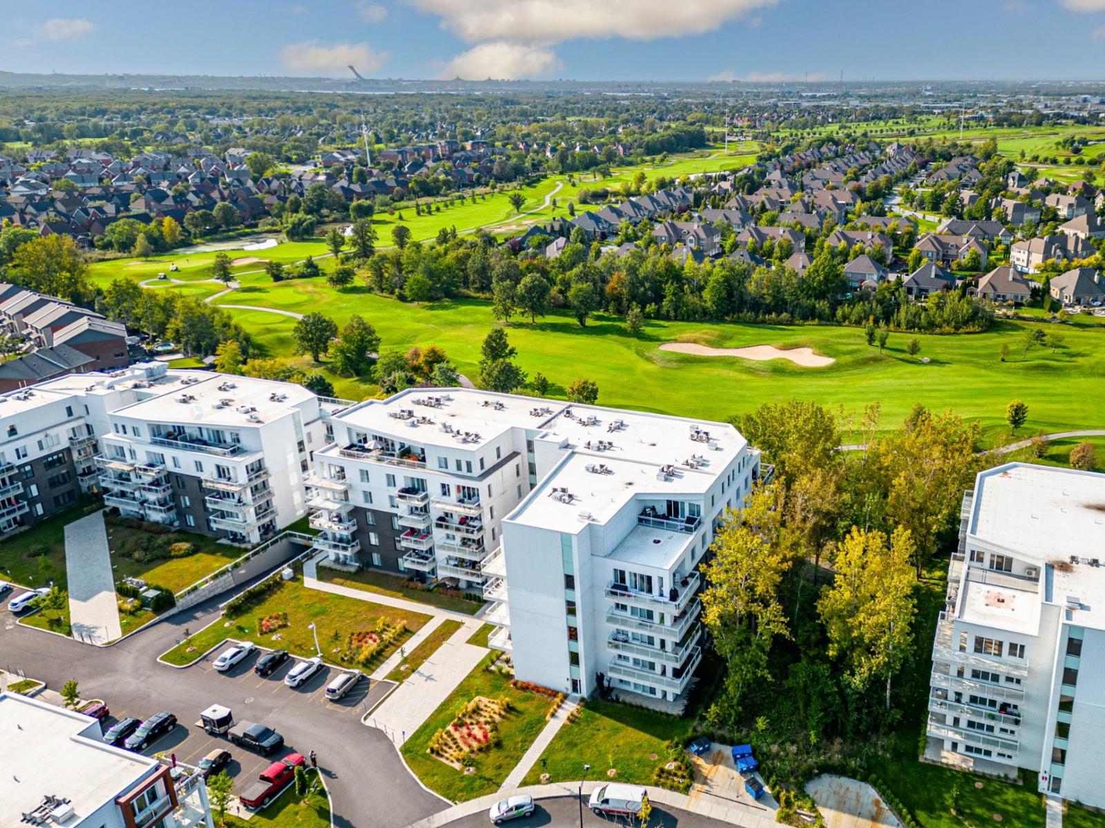 2530 Rue Maurice-Savoie|#202 Longueuil (Le Vieux-Longueuil) Quebec Canada J4N0K2 2