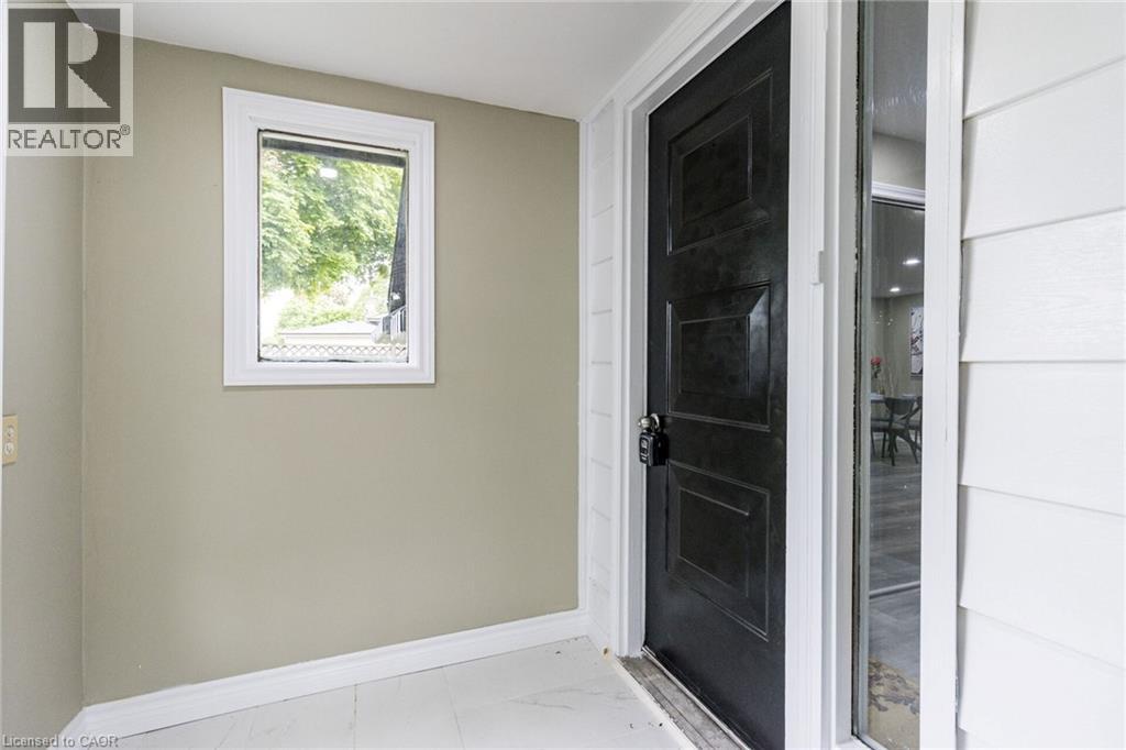 15 Spiers Crescent, Cambridge, Ontario  N1R 1B3 - Photo 4 - 40847820