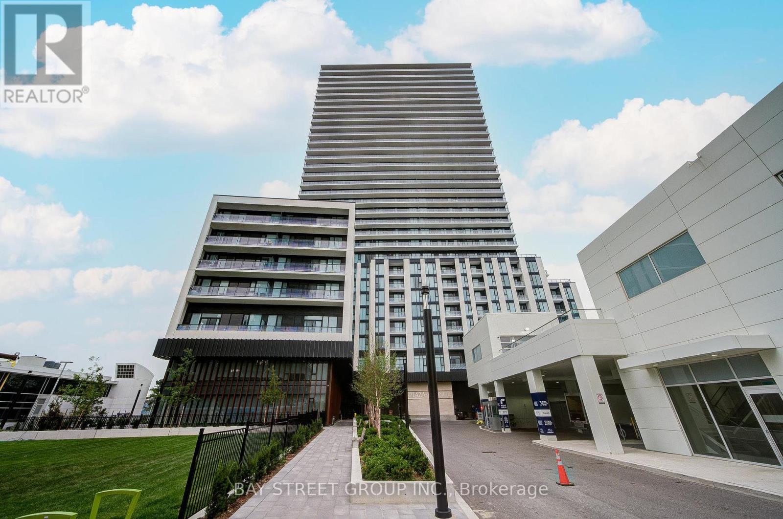 2023 - 5858 YONGE STREET