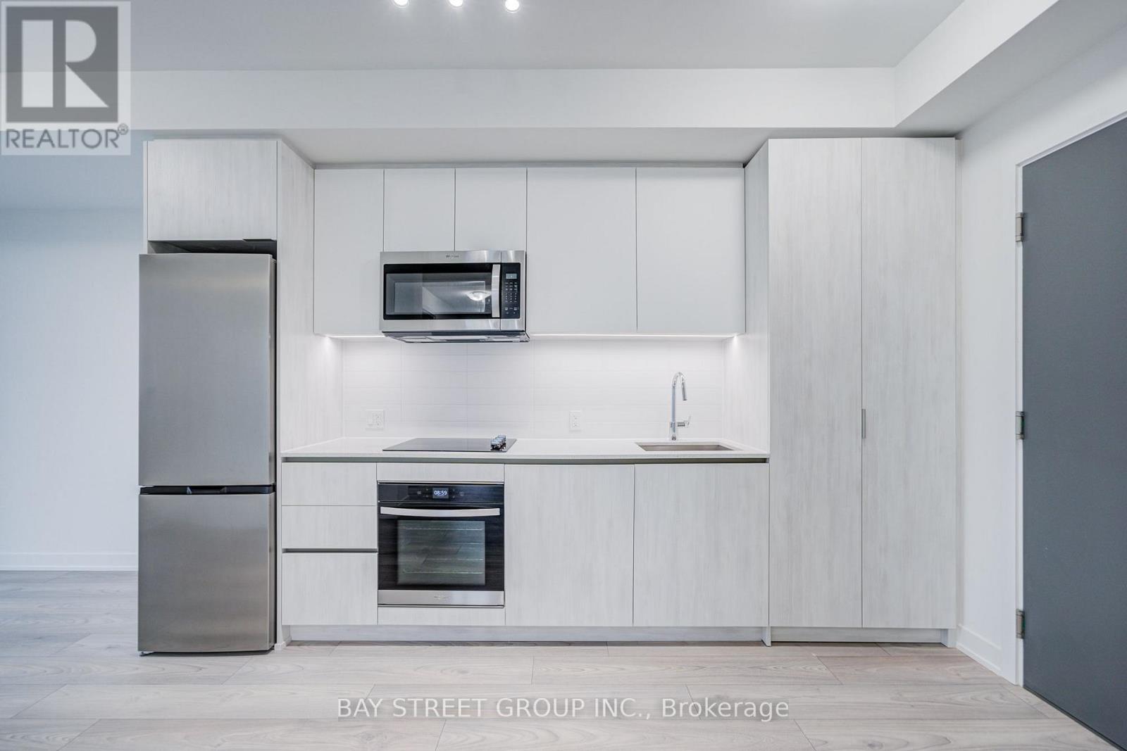 2023 - 5858 Yonge Street, Toronto, Ontario  M2M 0C6 - Photo 14 - C13574226