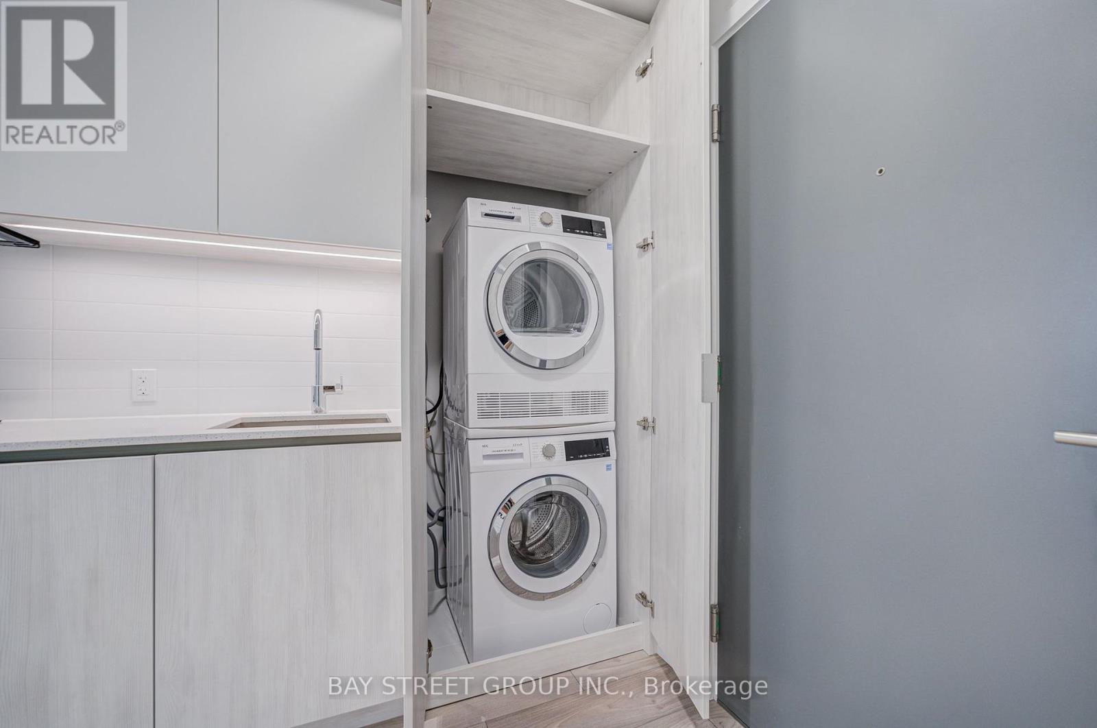 2023 - 5858 Yonge Street, Toronto, Ontario  M2M 0C6 - Photo 25 - C13574226