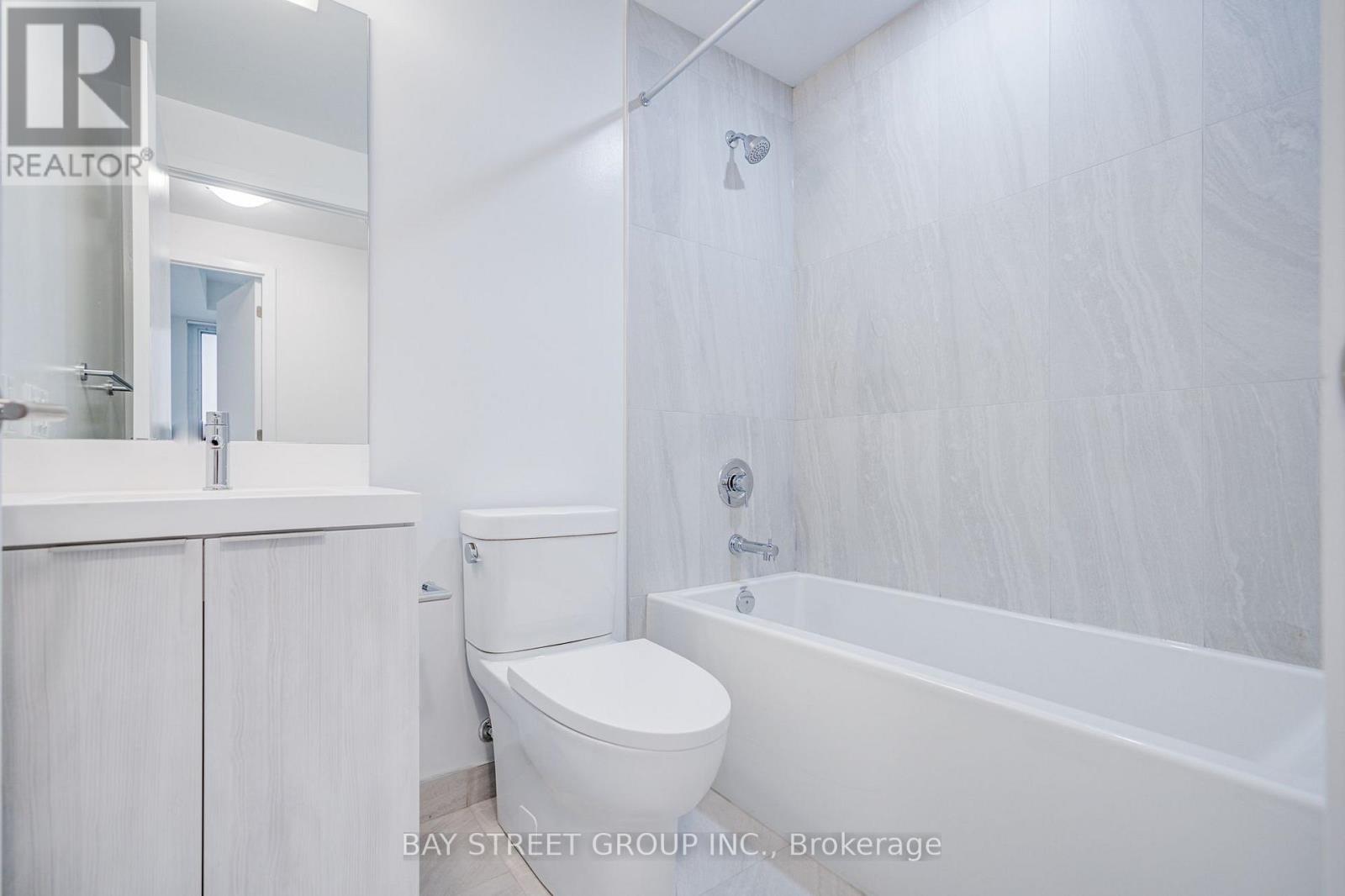 2023 - 5858 Yonge Street, Toronto, Ontario  M2M 0C6 - Photo 29 - C13574226