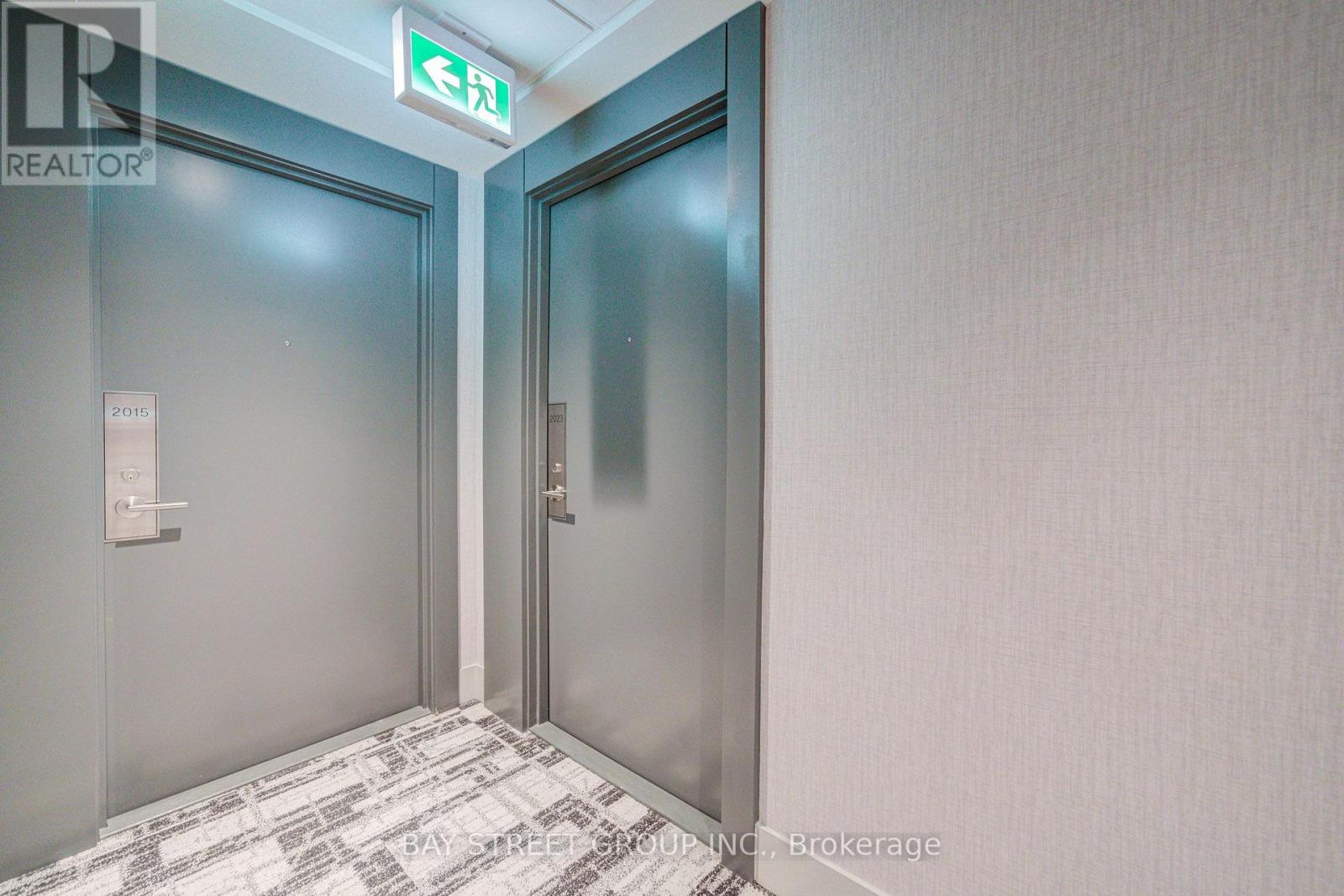 2023 - 5858 Yonge Street, Toronto, Ontario  M2M 0C6 - Photo 8 - C13574226