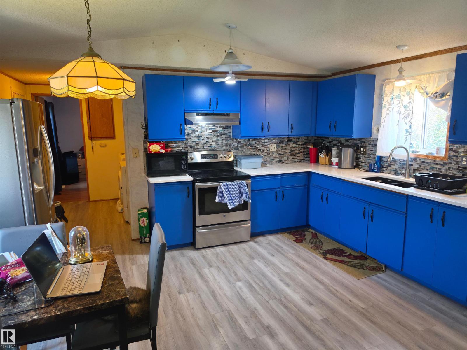 157 Lee Ridge Rd NW, Edmonton, Alberta  T6K 0N1 - Photo 11 - E4499323