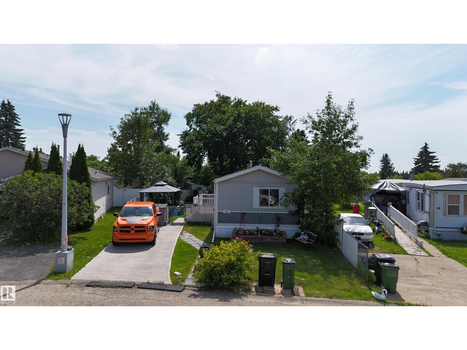 157 Lee Ridge Rd NW, Edmonton, Alberta  T6K 0N1 - Photo 33 - E4499323