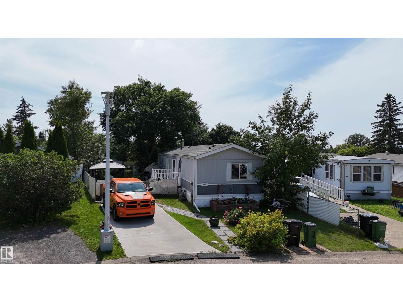 157 Lee Ridge Rd NW, Edmonton, Alberta  T6K 0N1 - Photo 34 - E4499323