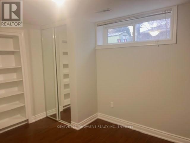 233 Brimorton Drive, Toronto (Bendale), Ontario  M1H 2C7 - Photo 4 - E13574266