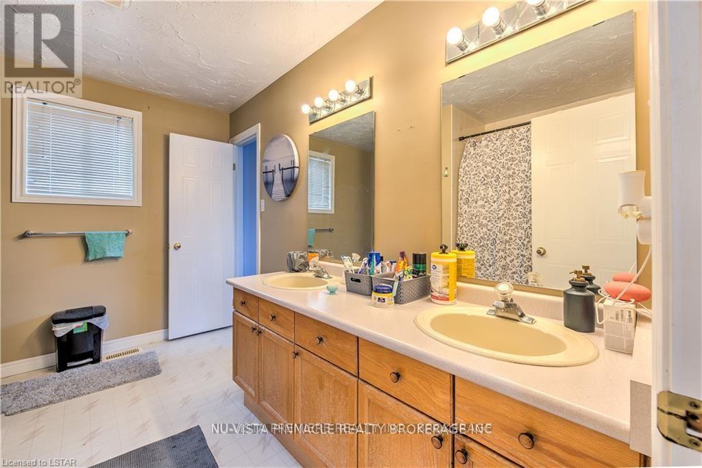 1263 Aldersbrook Road, London North (North I), Ontario  N6G 4T3 - Photo 21 - X13574376