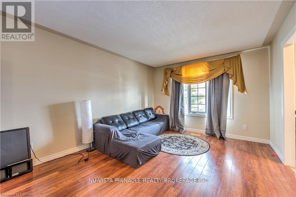 1263 Aldersbrook Road, London North (North I), Ontario  N6G 4T3 - Photo 7 - X13574376