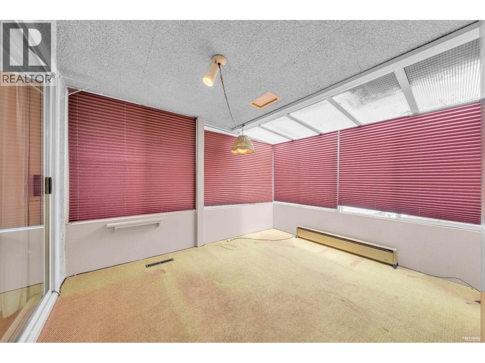 6730 6th Street, Burnaby, British Columbia  V5E 3S7 - Photo 15 - R3147273