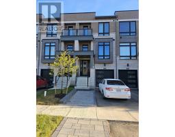 135 FAROOQ BOULEVARD, Vaughan, Ontario
