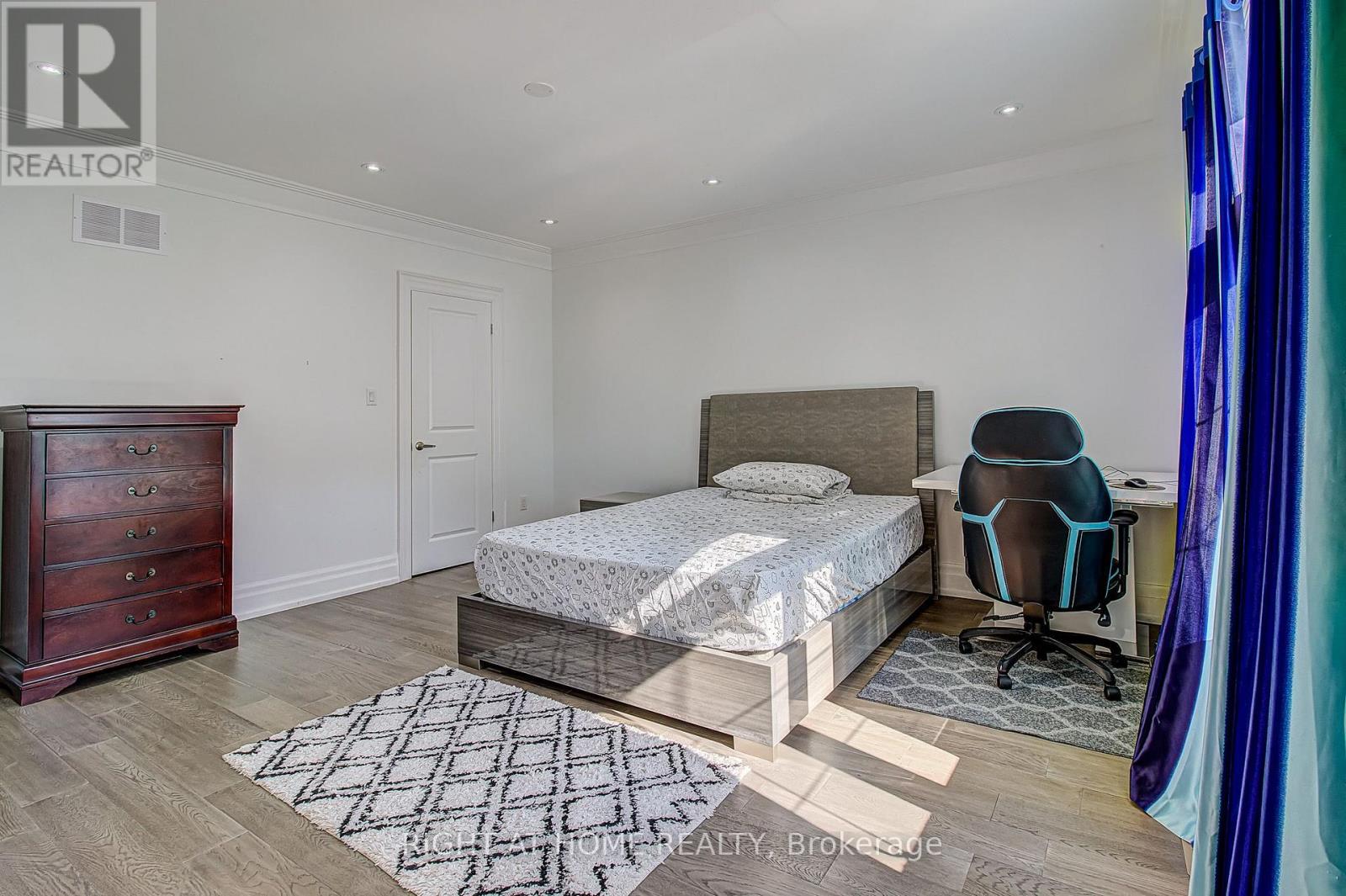 67 Scarborough Heights Boulevard, Toronto, Ontario  M1M 2V5 - Photo 33 - E13521506