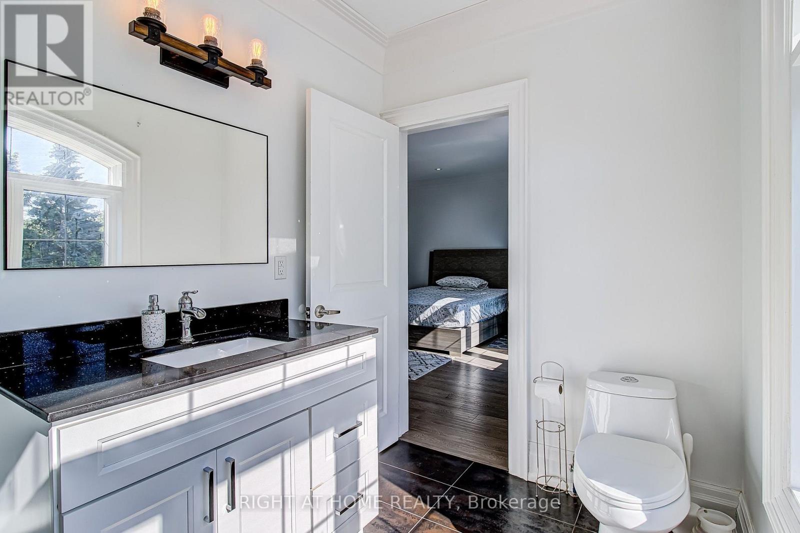 67 Scarborough Heights Boulevard, Toronto, Ontario  M1M 2V5 - Photo 30 - E13521506